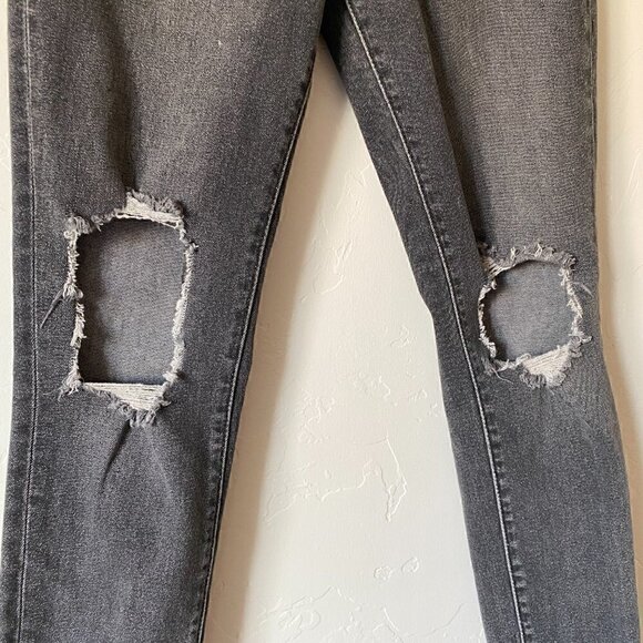 Levi’s 721 High Rise Skinny Distressed Split Knee Black Washed Jeans Size 27 - Picture 3 of 11